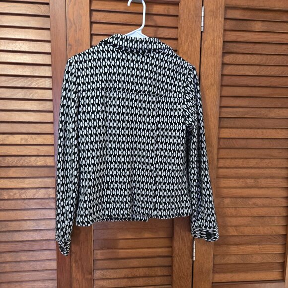 Chico's Woven Textured Black White Button Front Blazer Jacket Women's 0 - Small - Picture 3 of 7